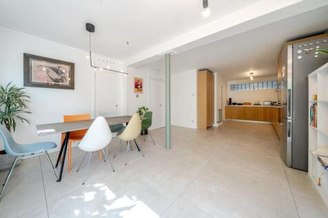 Dining Room/Kitchen