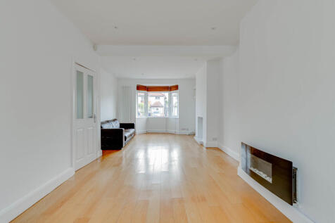 22 Blacklands Roa...