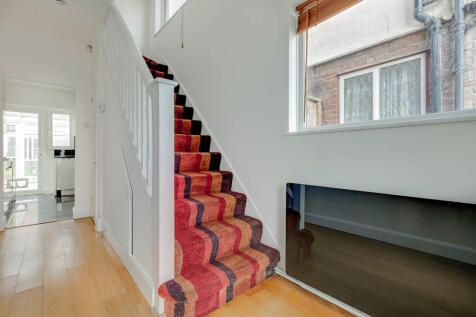 22 Blacklands Roa...