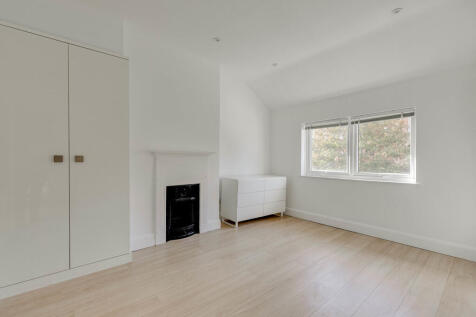 22 Blacklands Roa...