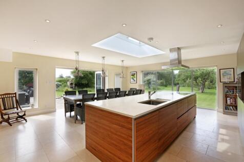 kitchen diner b