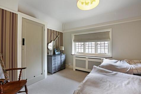 bed 4