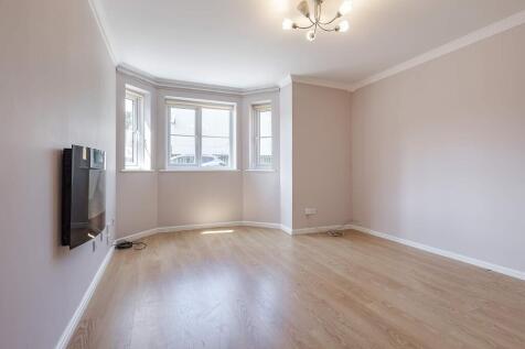 Living Room/Diner