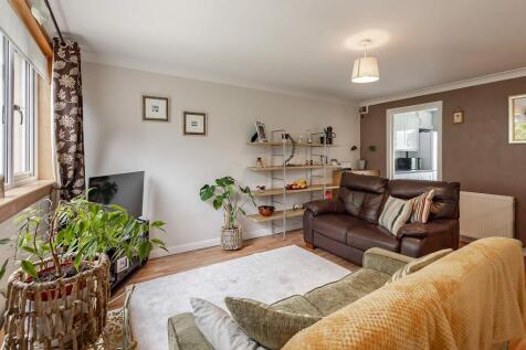 Living Room/Diner