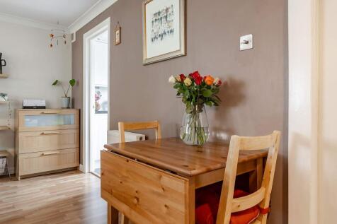 Living Room/Diner