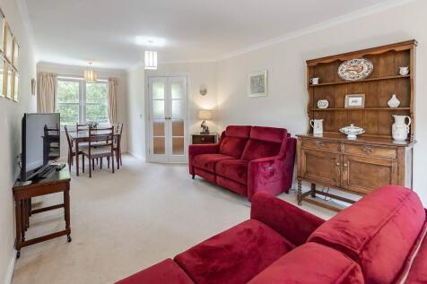 Living Room/Diner