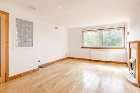 Living Room/Diner