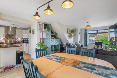 Living Room/Diner