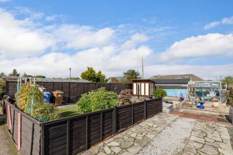 Garden &amp; Driveway
