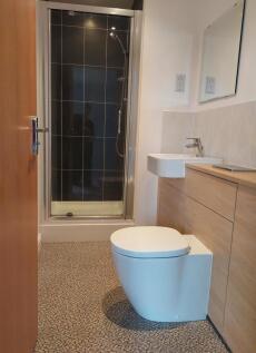 Ensuite