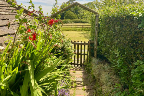 garden gate 