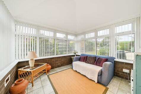 1370148-4-68ee76b...