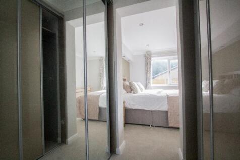 Bedroom 1 Dressing 