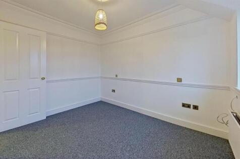 7-George-Mews-Bedroom 3.jpg