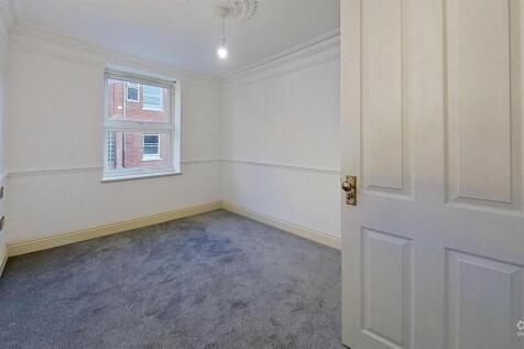 20-22-Sondes-Road-Bedroom-Defurnished 1.jpg