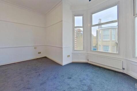 20-22-Sondes-Road-Bedroom-Defurnished.jpg