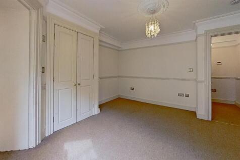 7488-Marine-Parade-Unfurnished(2).jpg