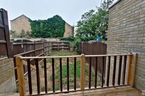 32-Trinity-Place-07032025_102529_defurnished.jpg