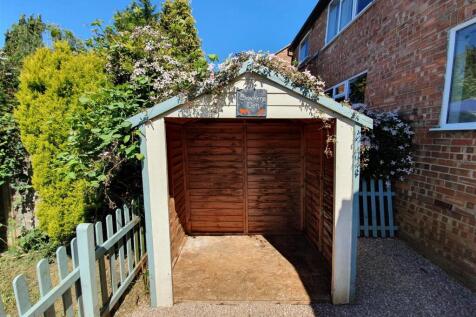 Shed.jpg