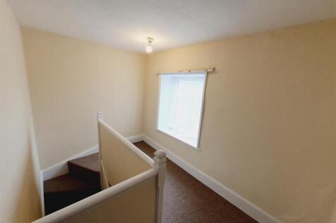 1st floor landing
