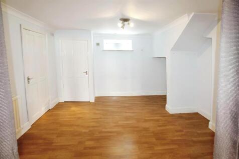 www.primechoiceproperties.co.uk-Mill Road, Ketteri