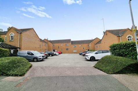 Walnut Tree Court, Higham Ferrers-two bedroom grou
