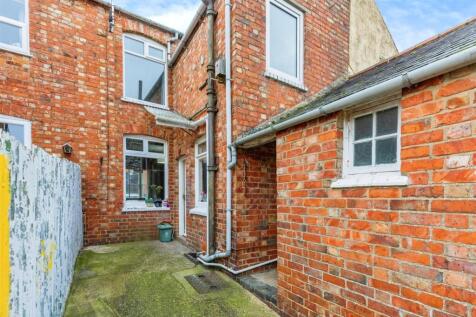 primechoiceproperties.co.uk-letting-experts-rear.j