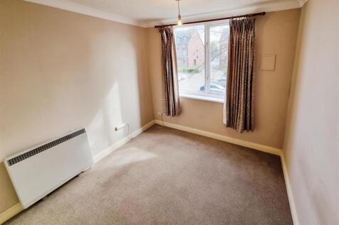 Master Bedroom-Rushden-One Bedroom Flat-Best Estat