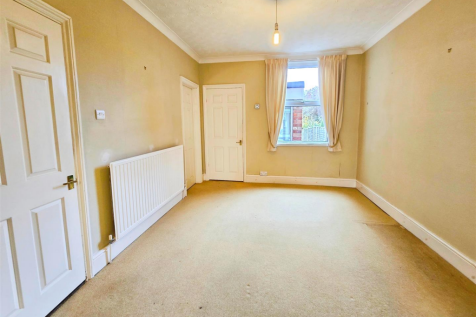 Queen-Street-Rushden-Terrace-home-best-estate-agen