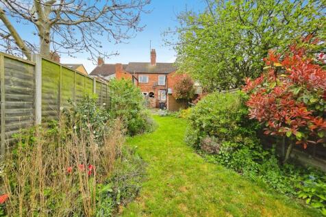 Queen-Street-Rushden-Terrace-home-best-estate-agen