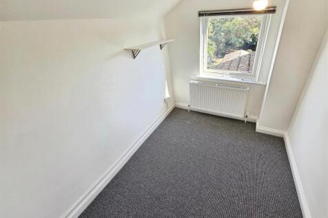 primechoiceproperties.co.uk-dressing-room-.jpg