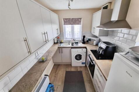 Boxgrove-Priory-Bedford-Prime-Choice-Best-Estate-A