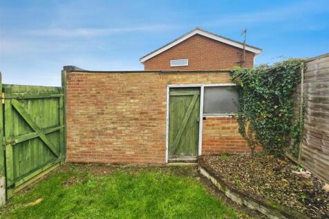 prime-choice-rushden-two-bedroom-semi-home-sale-aw