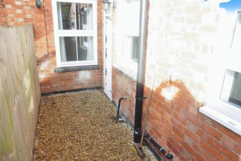 Prime-Choice-Best-Estate-Agents-Rushden-Milton-Str