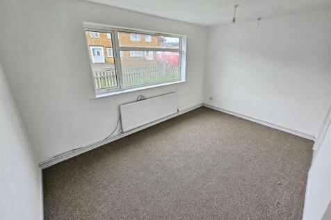 prime-choice-rushden-best-estate-agents-hilary-roa