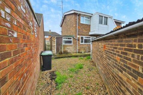 prime-choice-rushden-best-estate-agents-hilary-roa