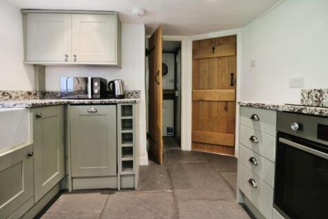 Fitted Kitchen