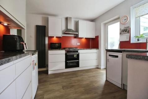 Fitted Kitchen