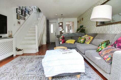 Living Room / Dining Room