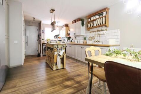 Open Plan Kitchen Area