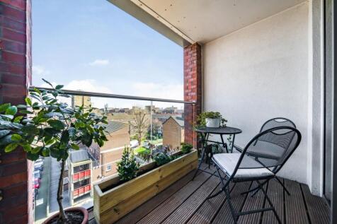 Property Image 4