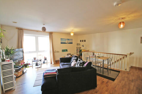 Living Room (5)