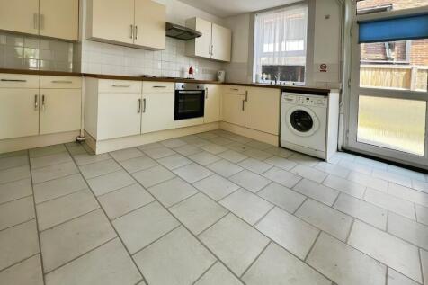c39270a9-kitchen....