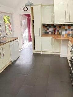 Kitchen (new)