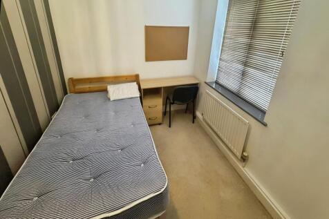 84fd2542-e83cf840...