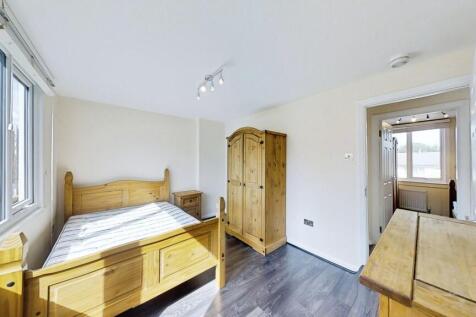 b76cd303-EP3AhGQZ...