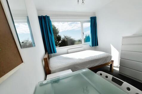 1525e9b1-Bedroom ...