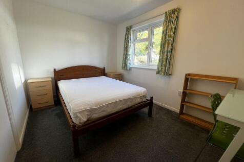 d1db3887-Bedroom ...