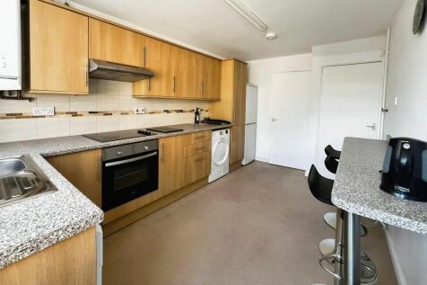 0220520a-kitchen....