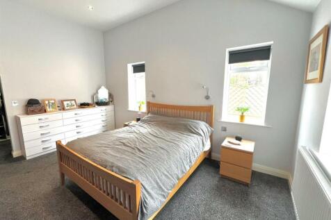 Master Suite - Bedroom